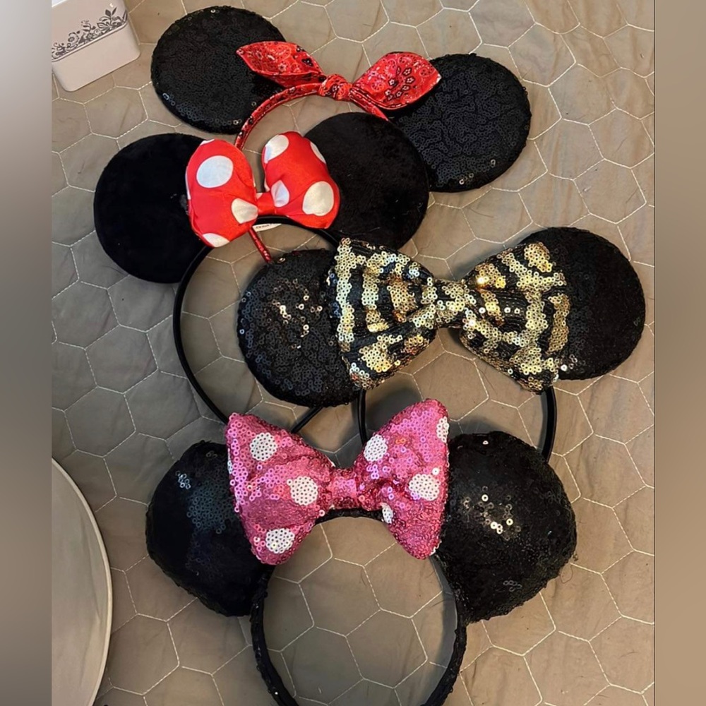 Minnie ears